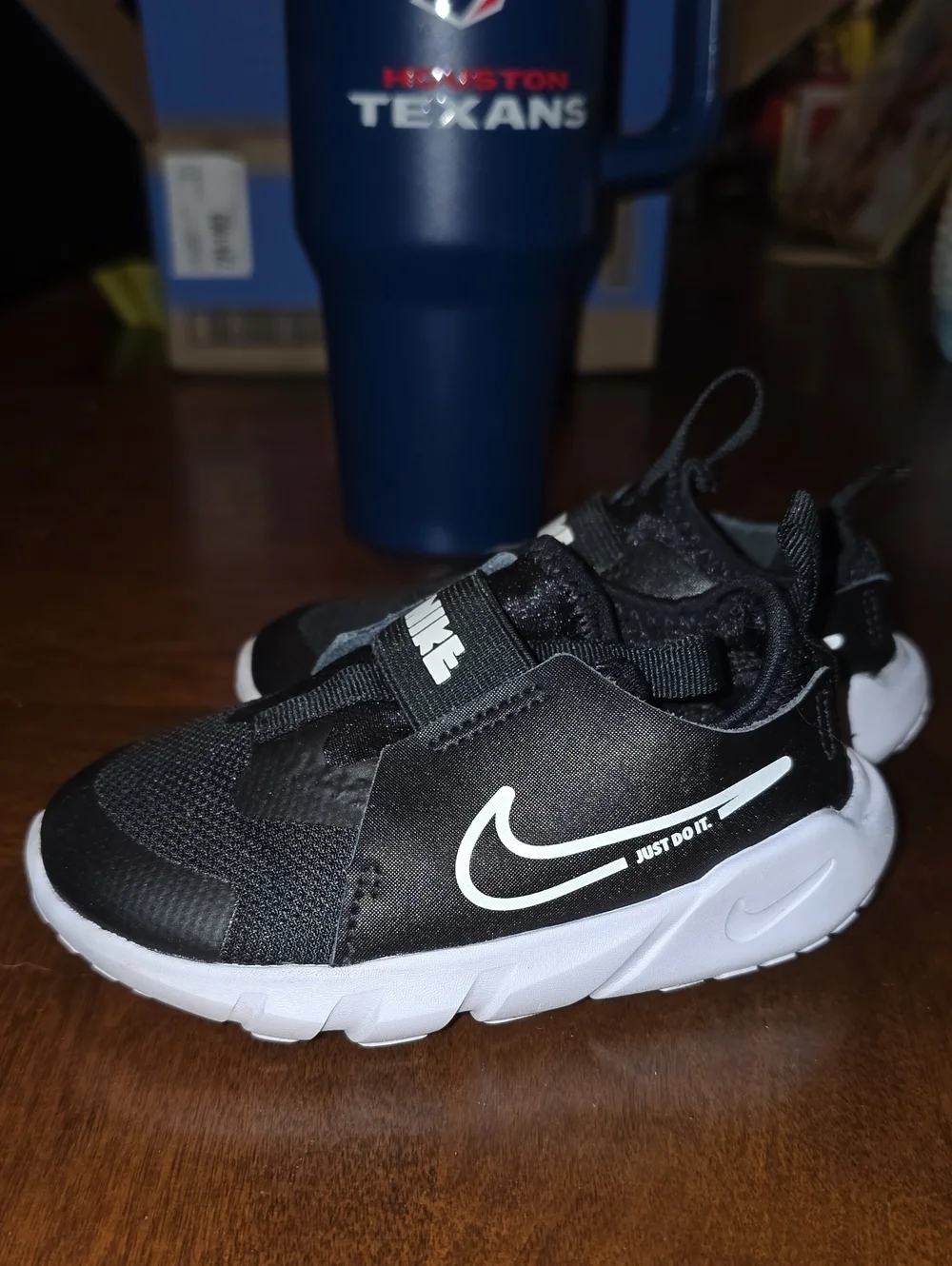 Nike Flex Runners